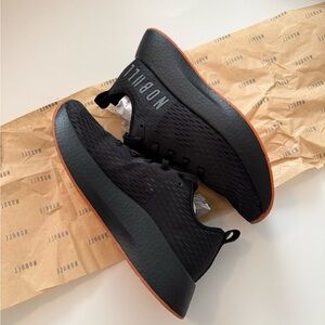 NOBULL Journey Black Gum Men’s Size 8.5 Women’s Size 10 Shoes NIB